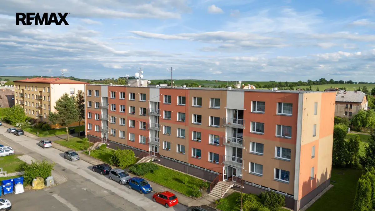 Pronájem bytu 3+1 95 m², Zahradní · Ostroměř