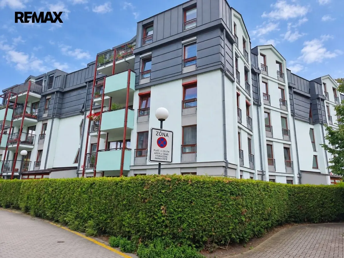 Pronájem bytu 1+kk 40 m², Podvinný mlýn · Libeň