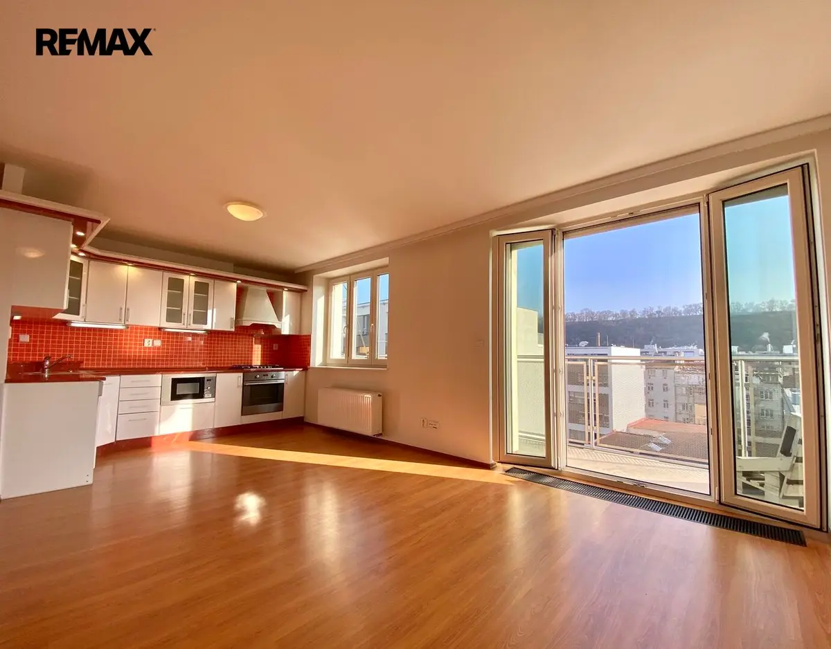 Pronájem bytu 4+kk 171 m², Sokolovská · Karlín