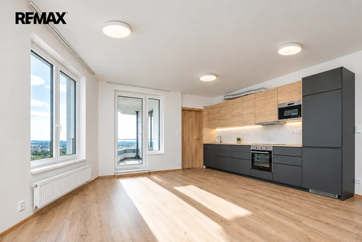 Pronájem bytu 2+kk 67 m², Ferrariho · Stodůlky