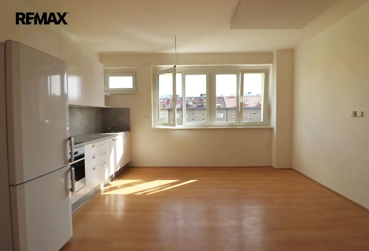 Pronájem bytu 2+kk 40 m², Humpolecká · Krč
