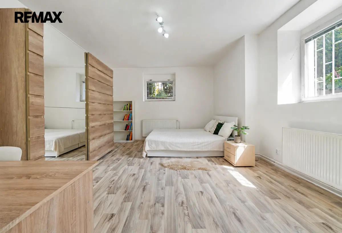 Prodej bytu 3+kk 62 m², Dvořeckého · Břevnov