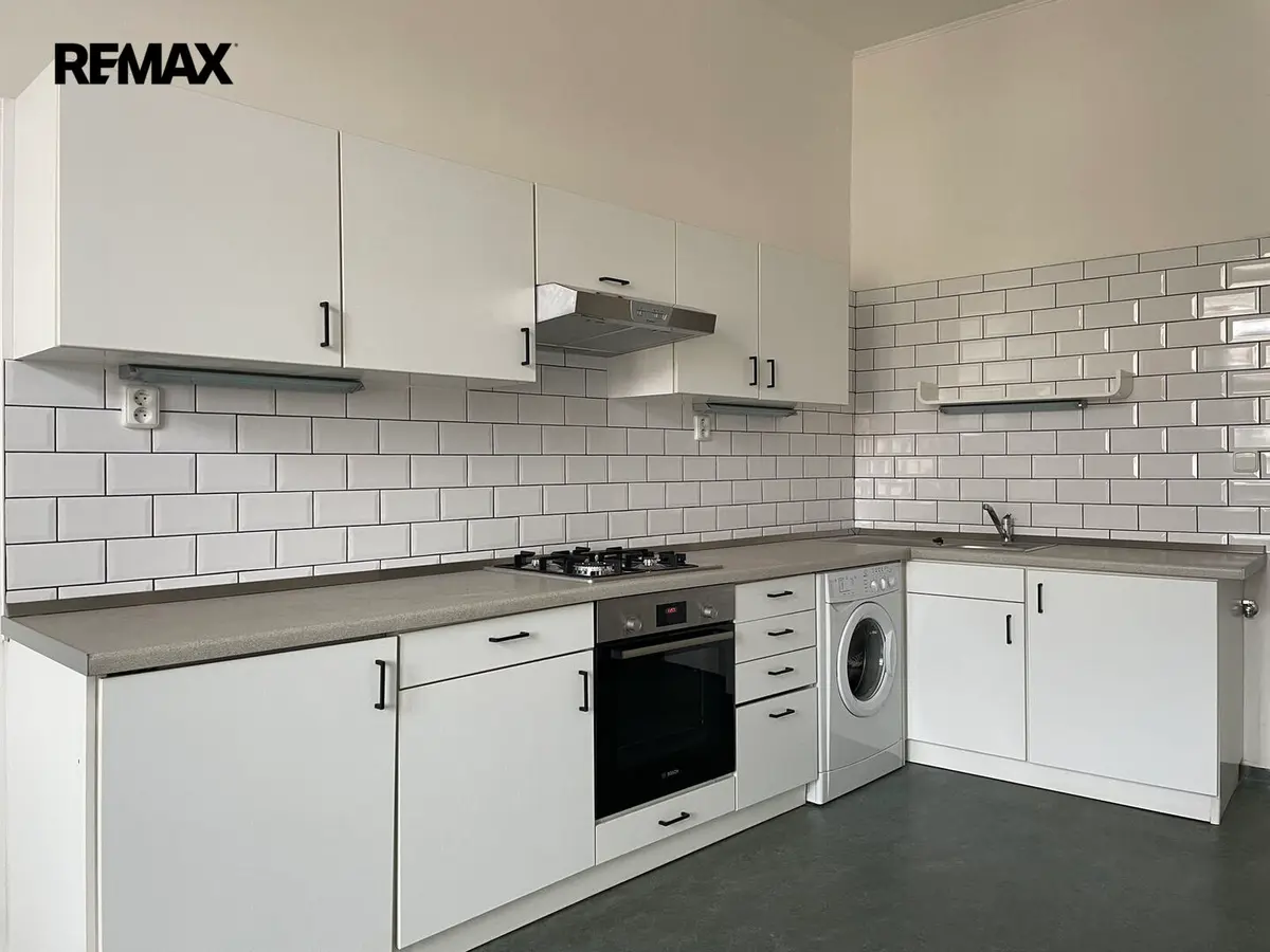 Pronájem bytu 1+1 62 m², Londýnská · Vinohrady