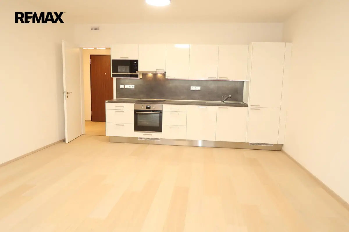 Pronájem bytu 2+kk 59 m², Modřany
