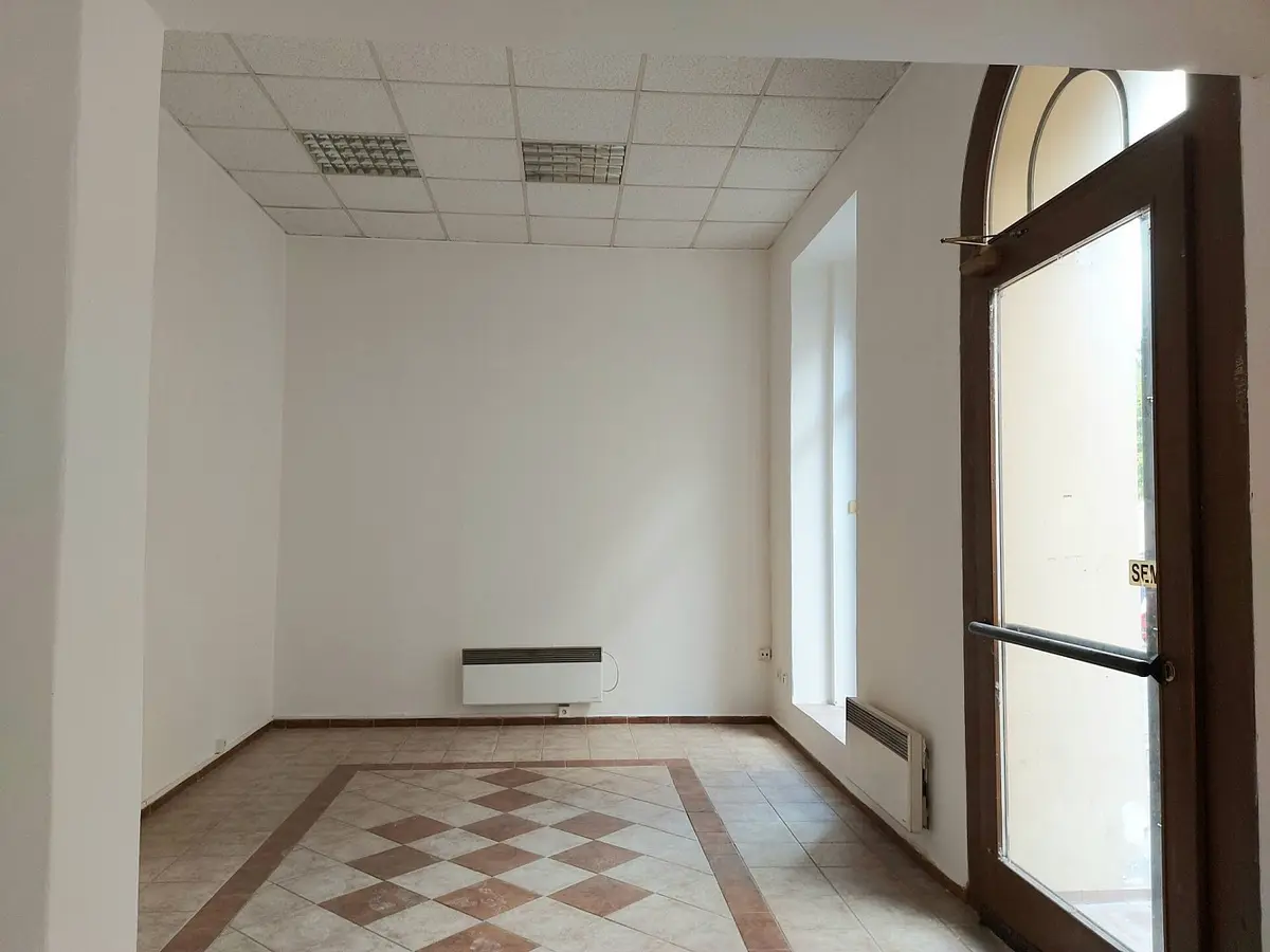 Pronájem komerčního prostoru 36 m², Klášterní · Žatec