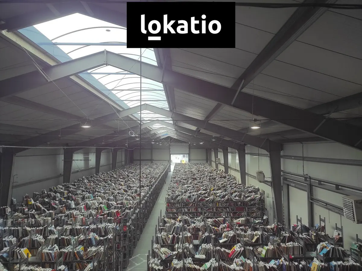 Pronájem komerčního prostoru 1550 m², U továren · Hostivař