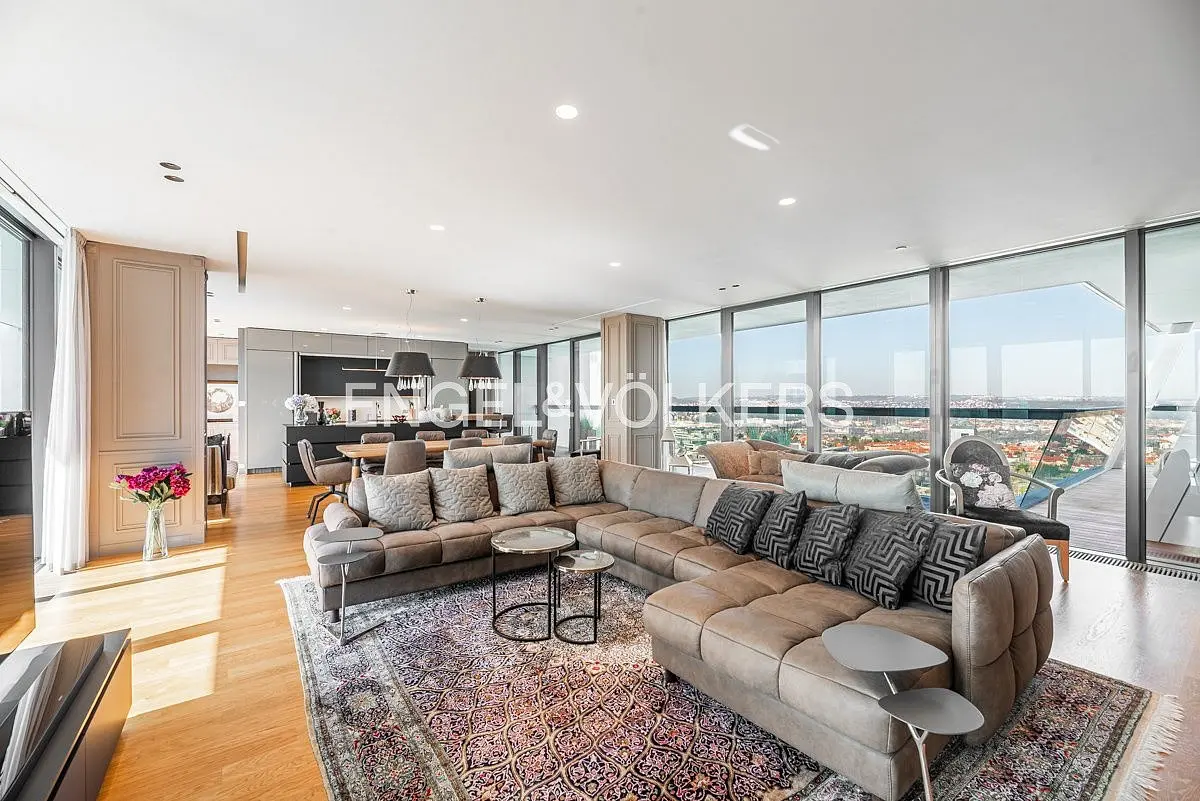 Prodej bytu 4+kk 234 m², Milevská · Krč