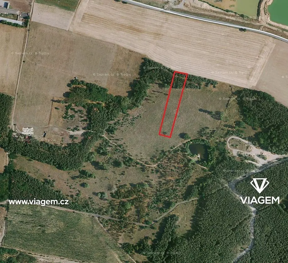 Prodej pozemku 1044 m², Travčice · okres Litoměřice