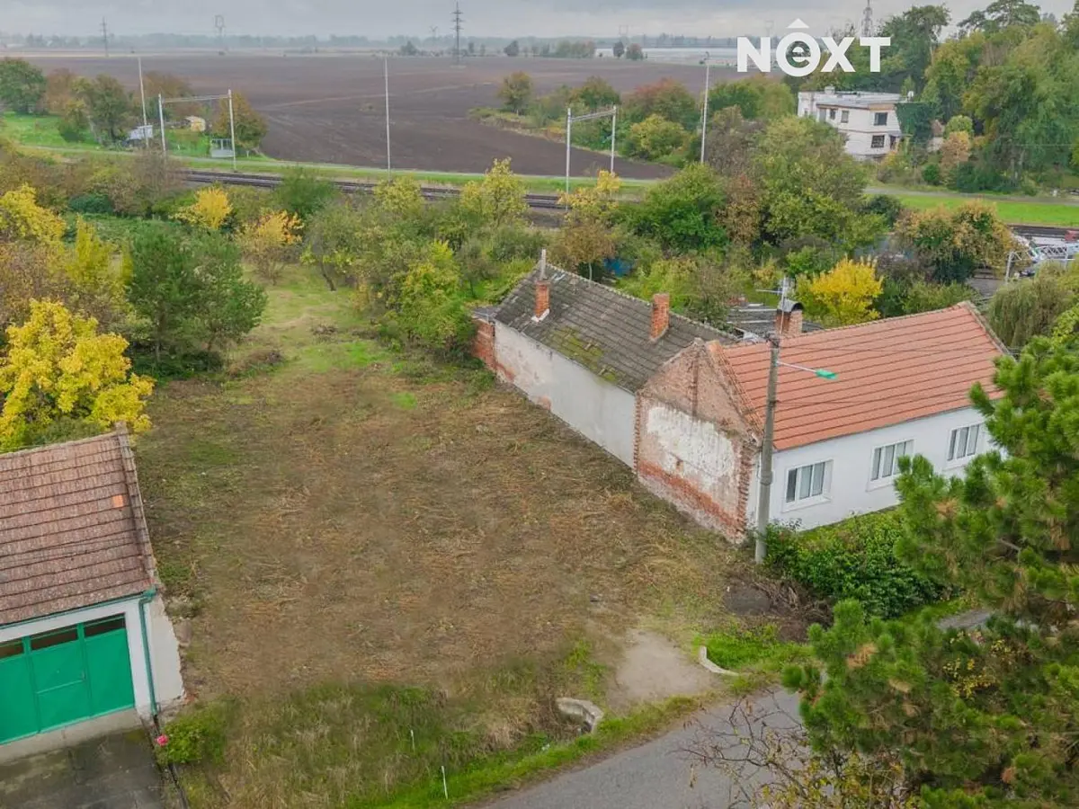 Prodej pozemku 387 m², Hrušky