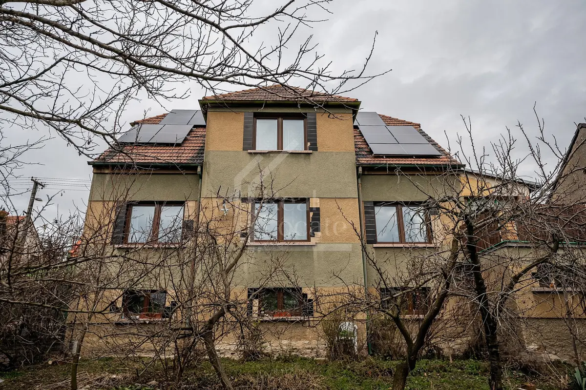 Prodej domu 470 m², Třebusice