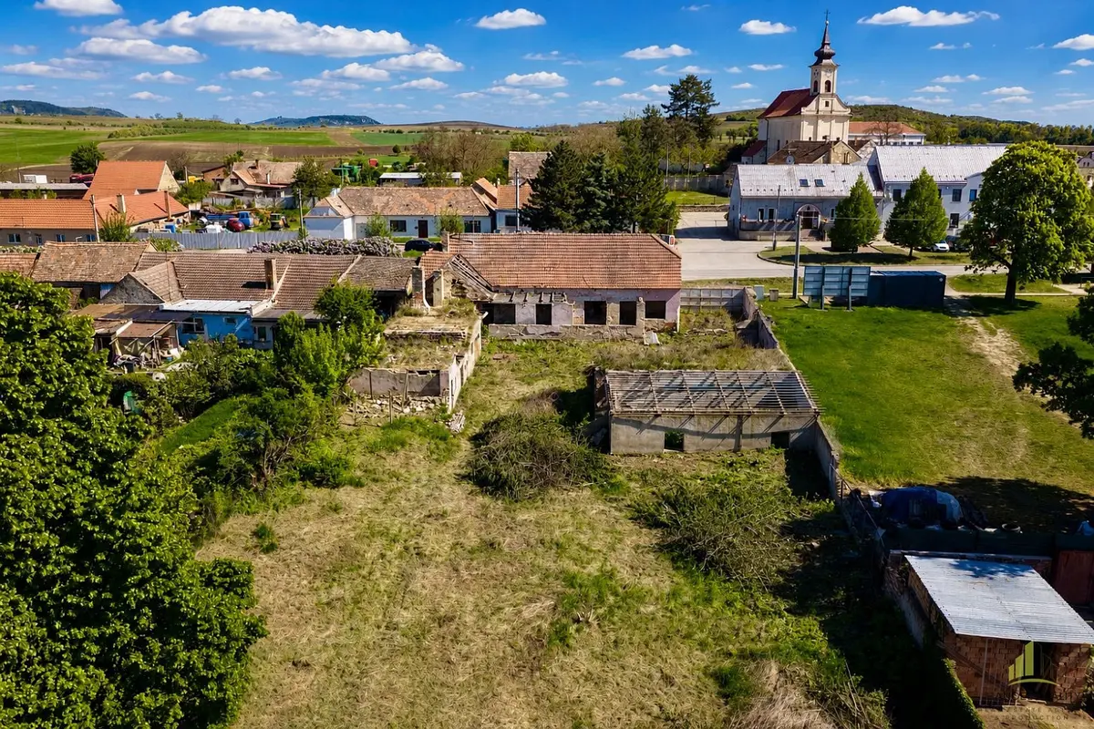 Prodej pozemku 730 m², Brod nad Dyjí · okres Břeclav