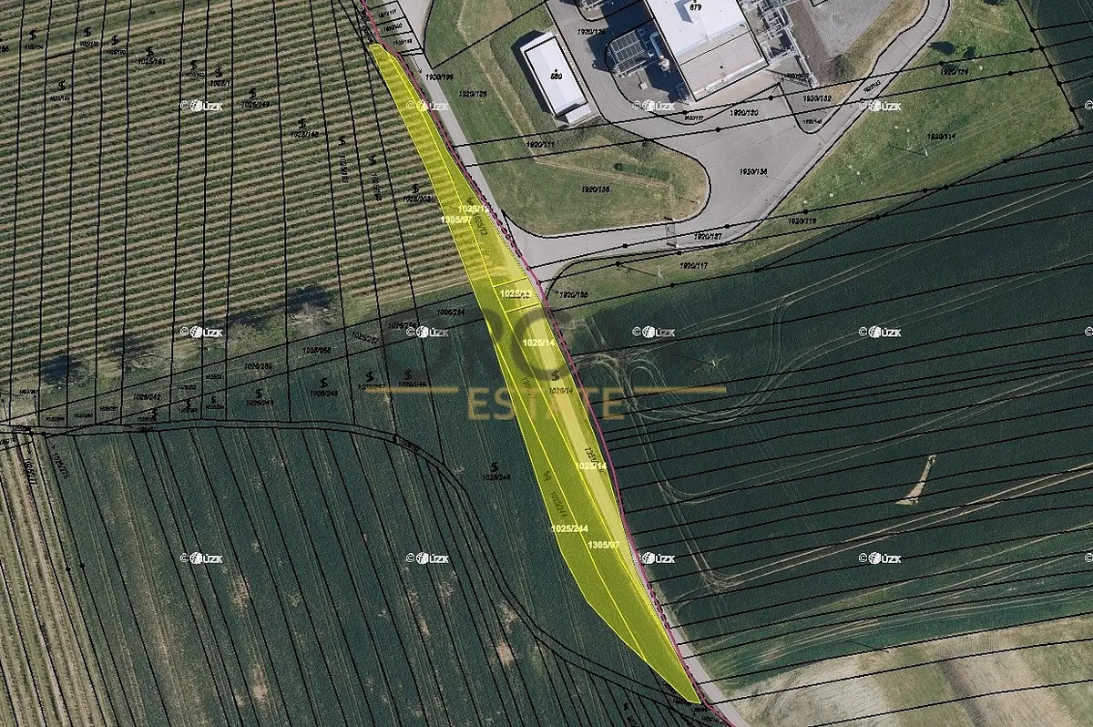 Prodej pozemku 2675 m², Dambořice · okres Hodonín