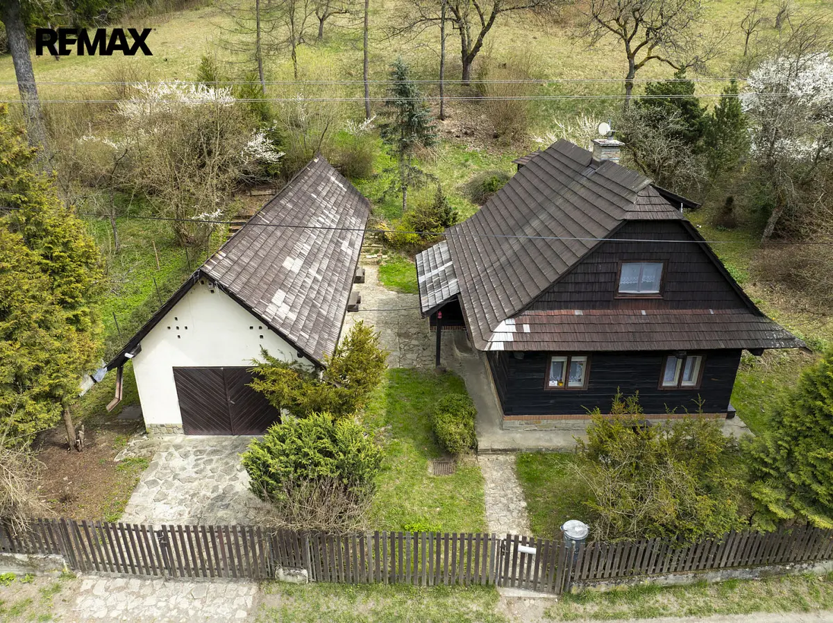 Prodej domu 600 m², Velké Karlovice · okres Vsetín