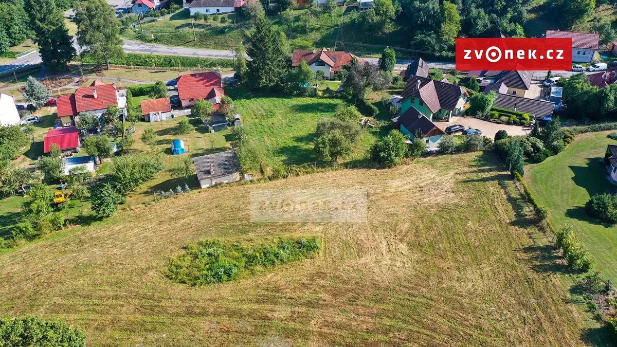 Prodej pozemku 443 m², Březůvky · okres Zlín