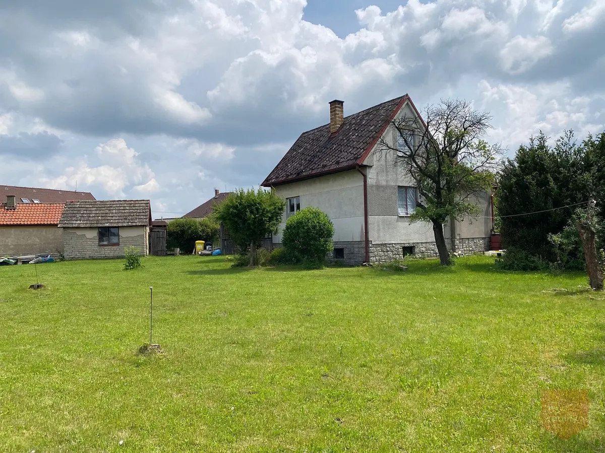 Prodej pozemku 409 m², Kamenická · Svojetice