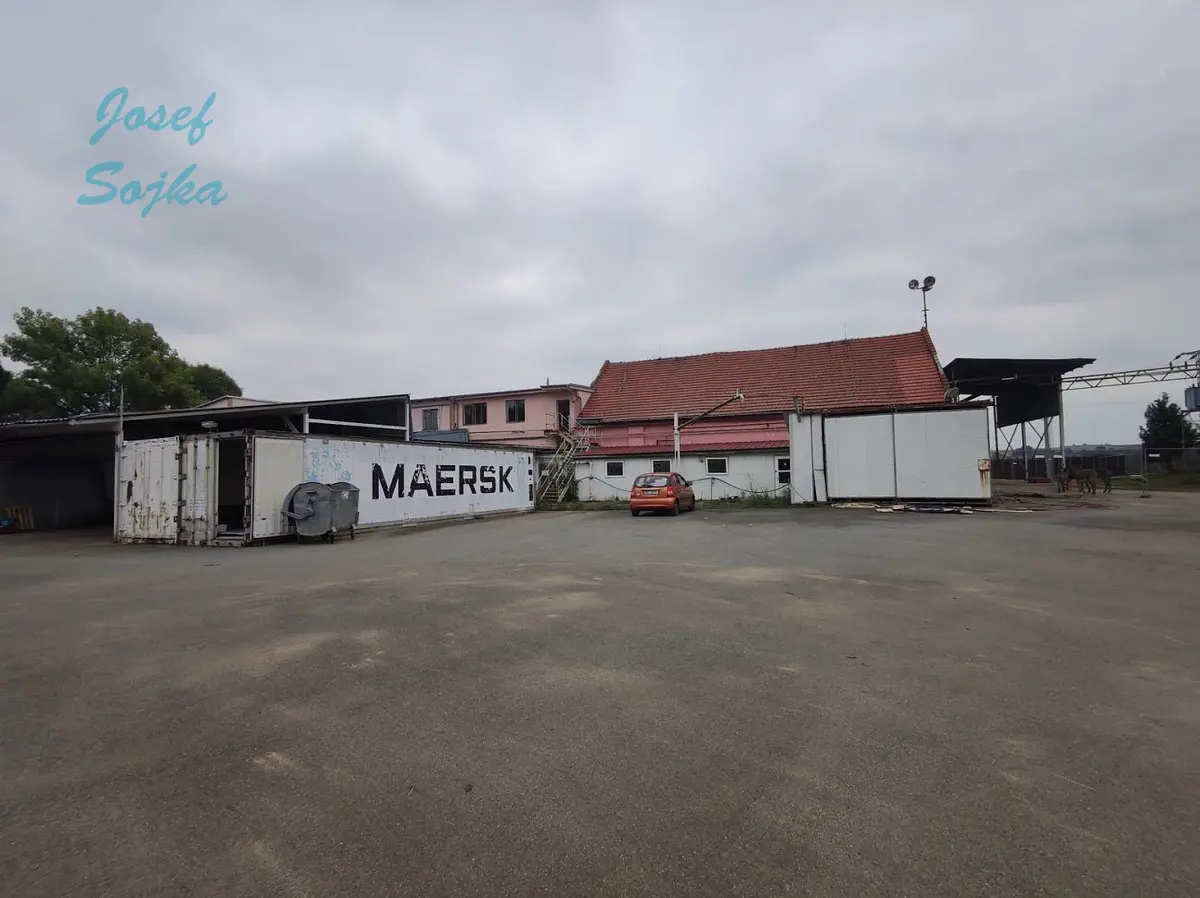Pronájem komerčního prostoru 2000 m², Tištín · okres Prostějov
