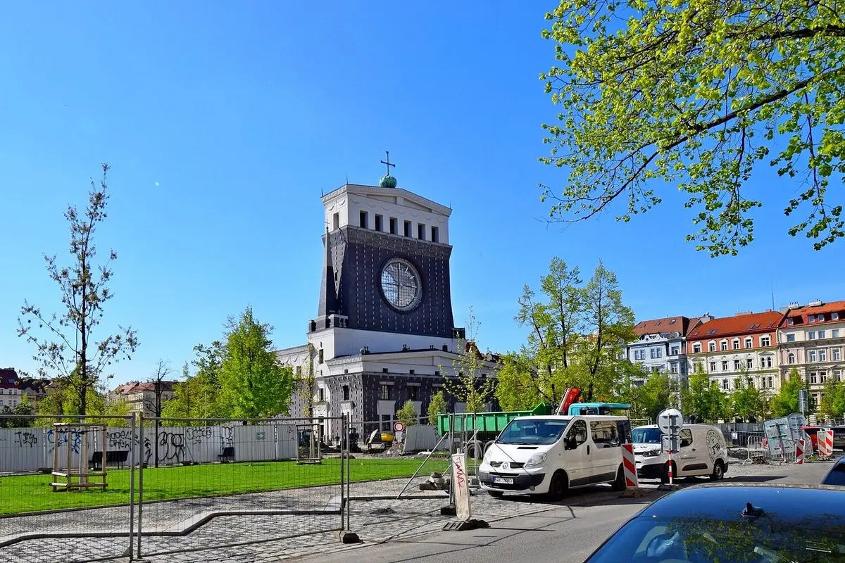 Pronájem komerčního prostoru 73 m², Řipská · Vinohrady