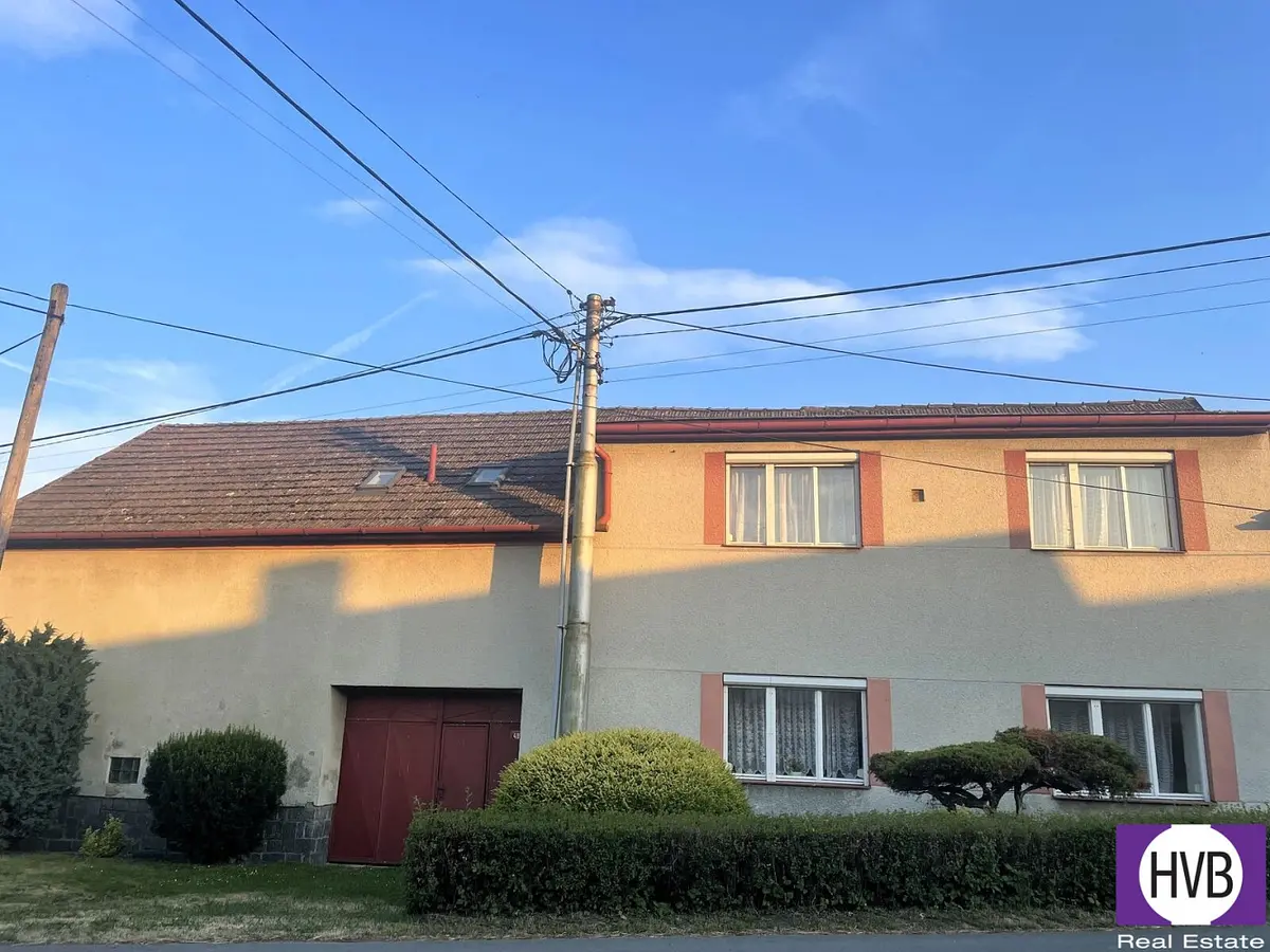 Prodej domu 422 m², Zalužany
