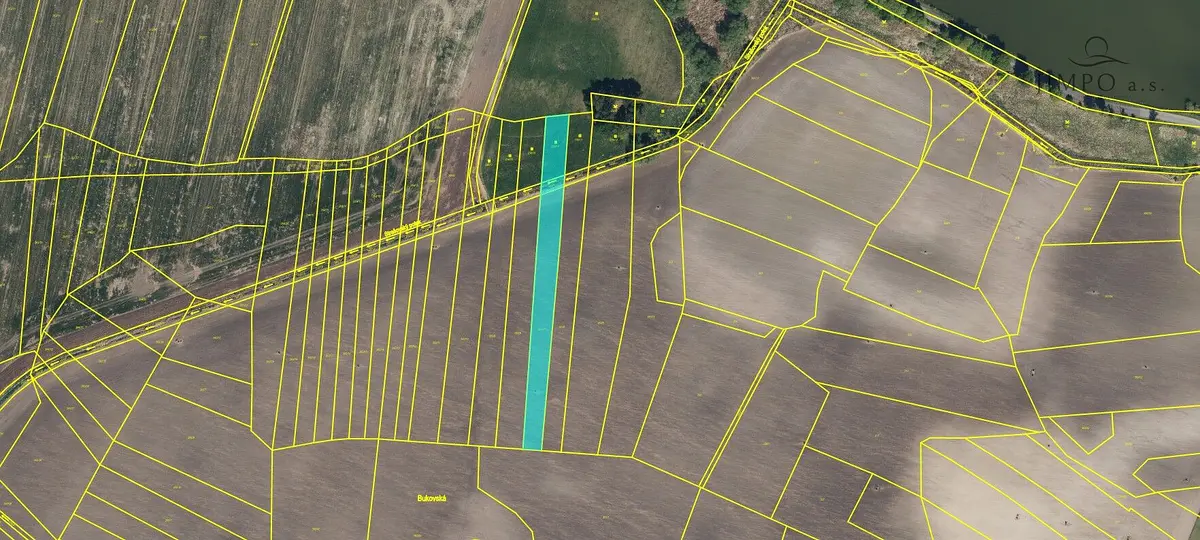 Prodej pozemku 935 m², Strašov · okres Pardubice
