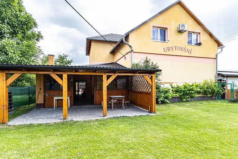 Prodej komerčního prostoru 302 m², Dukelská · Javorník-ves · Javorník