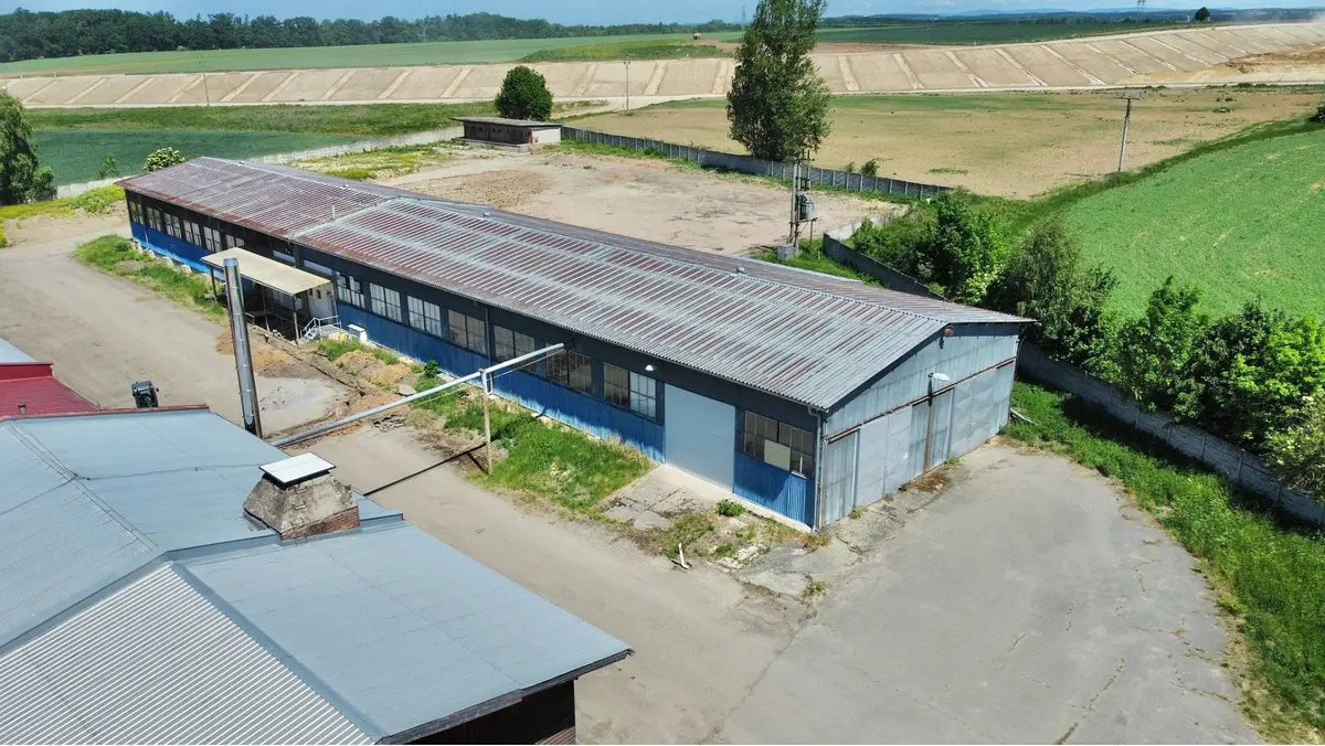 Prodej komerčního prostoru 1400 m², Řídký · okres Svitavy