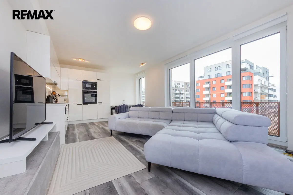 Prodej bytu 3+kk 84 m², Kardausova · Dolní Měcholupy