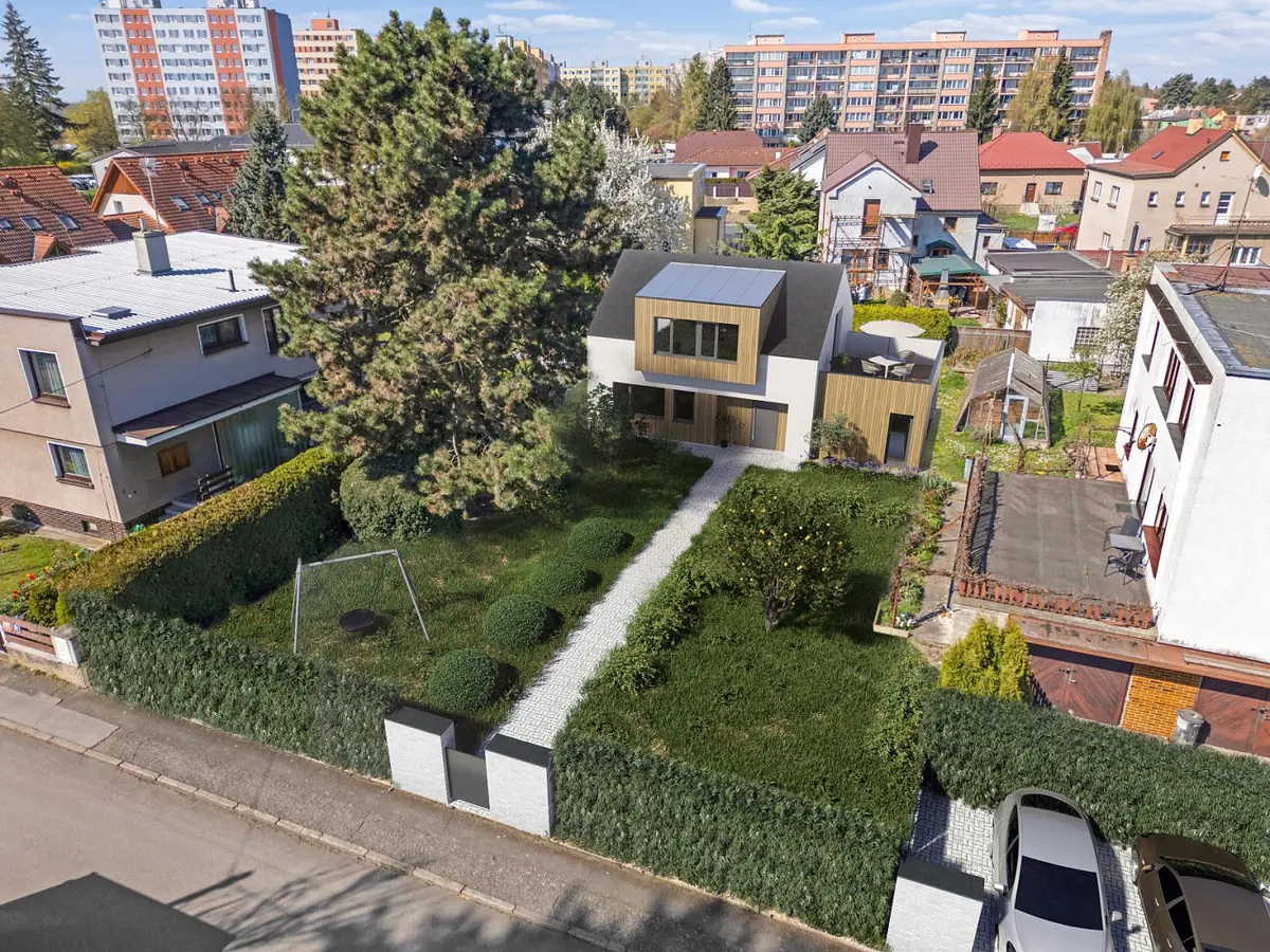 Prodej pozemku 600 m², Čechurova · Horní Počernice