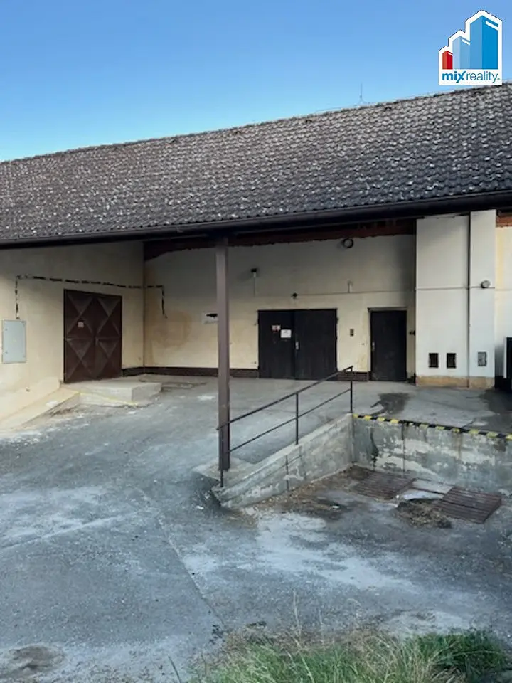 Pronájem komerčního prostoru 156 m², Šťáhlavy - Šťáhlavice · okres Plzeň-město