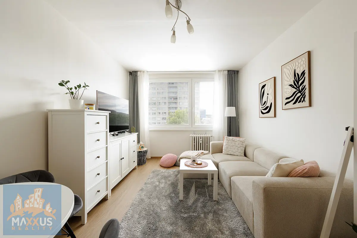 Prodej bytu 2+kk 42 m², Boloňská · Horní Měcholupy