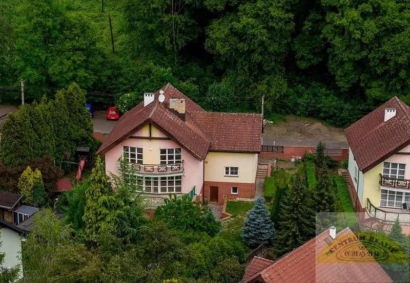 Prodej domu 330 m², Mánesova · Dubí u Teplic · Dubí