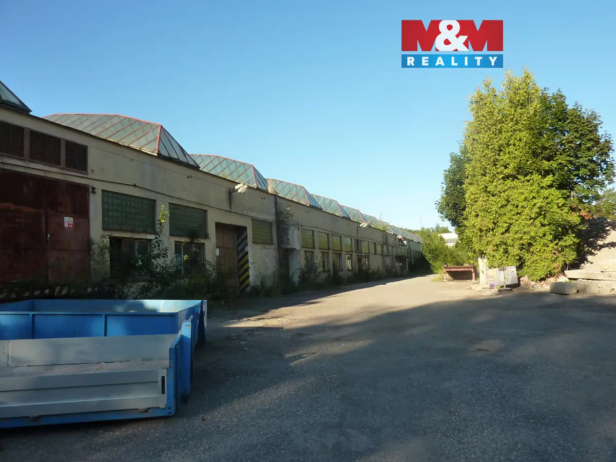 Pronájem komerčního prostoru 6600 m², Hronov · okres Náchod