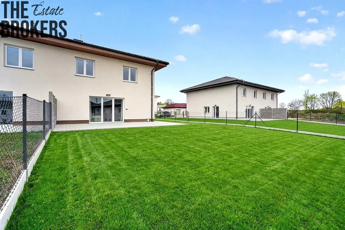 Pronájem domu 151 m², Benešov u Prahy · Benešov