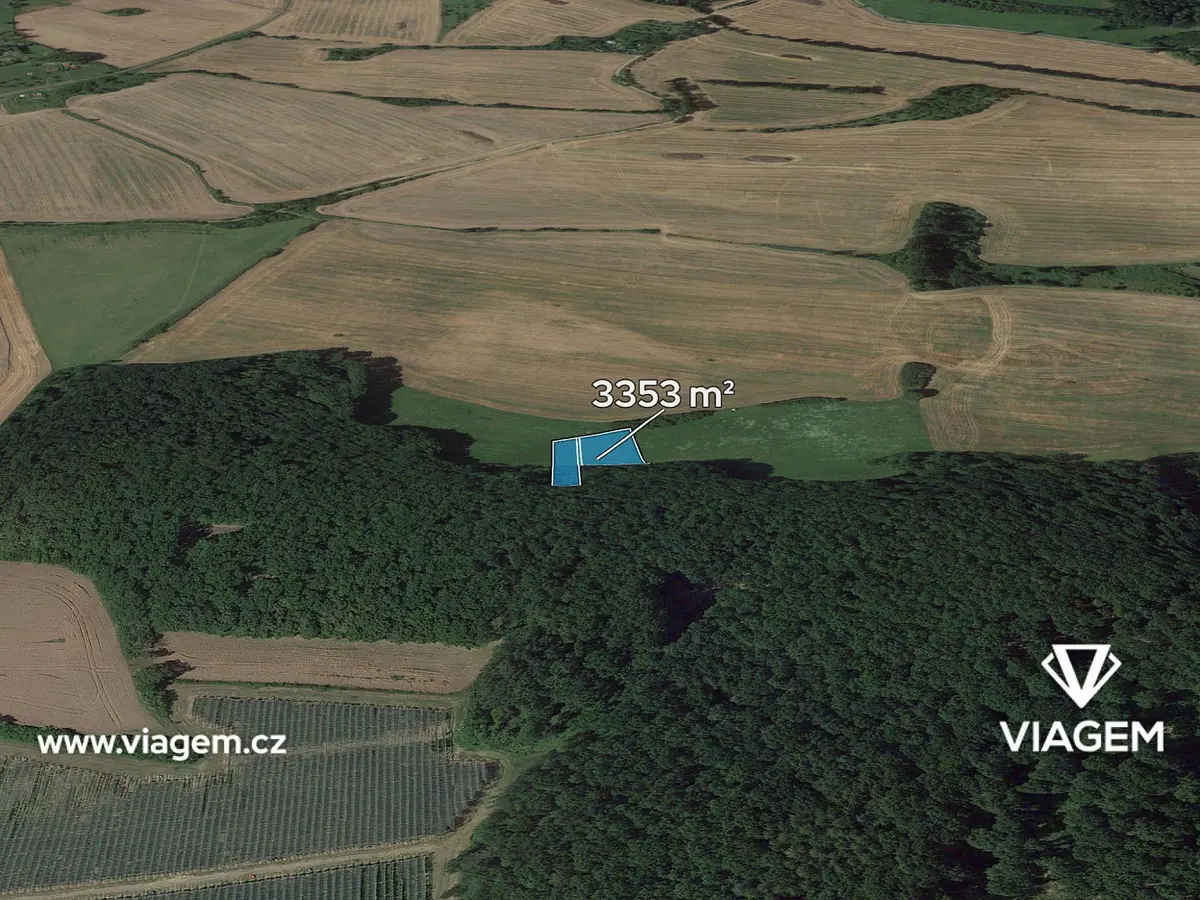 Prodej pozemku 3353 m², Dolní Bousov