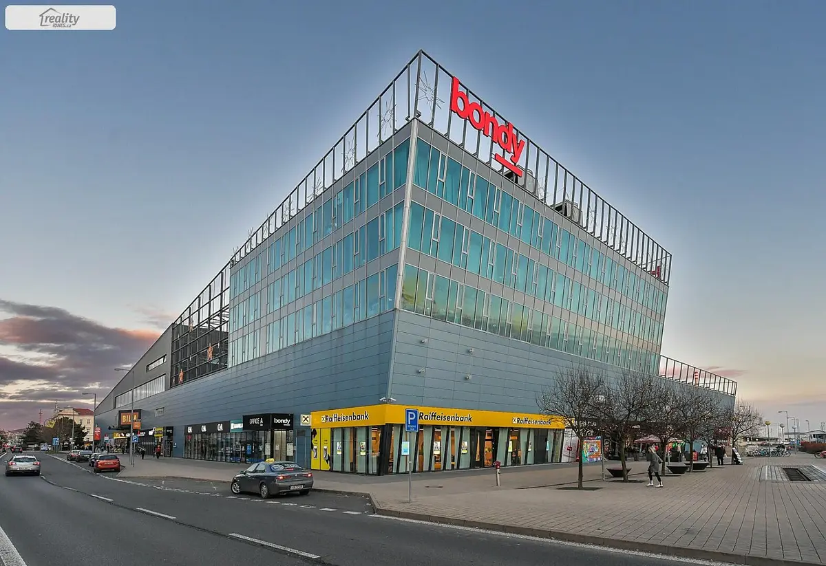 Pronájem komerčního prostoru 247 m², Mladá Boleslav