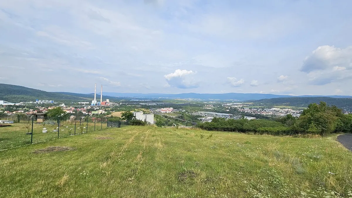 Prodej pozemku 5240 m², Hostovice u Ústí nad Labem · Ústí nad Labem