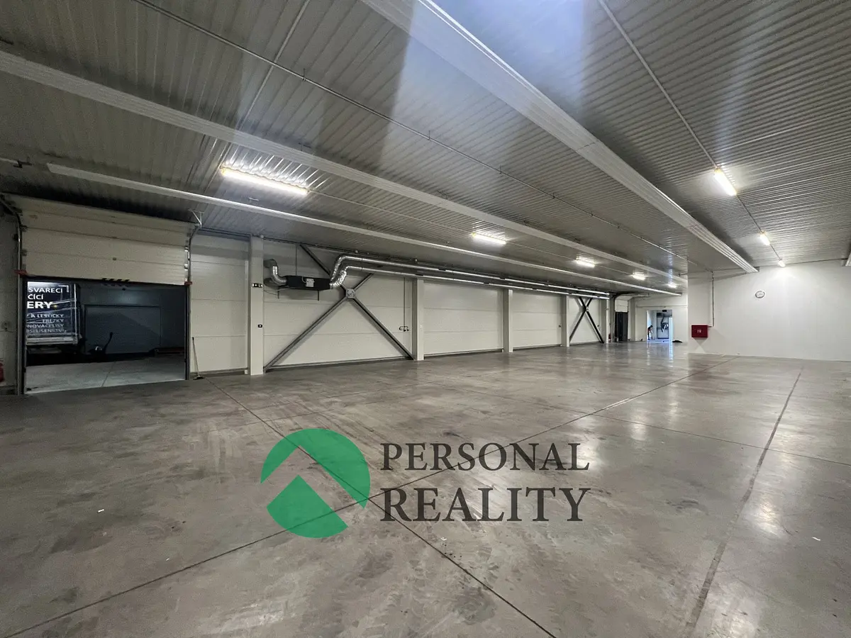 Pronájem komerčního prostoru 1106 m², Herink