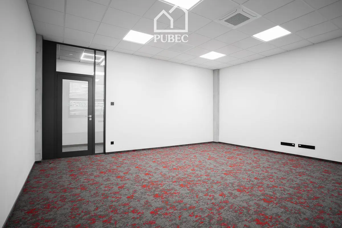 Pronájem komerčního prostoru 184 m², Václava Nového · Rokycany