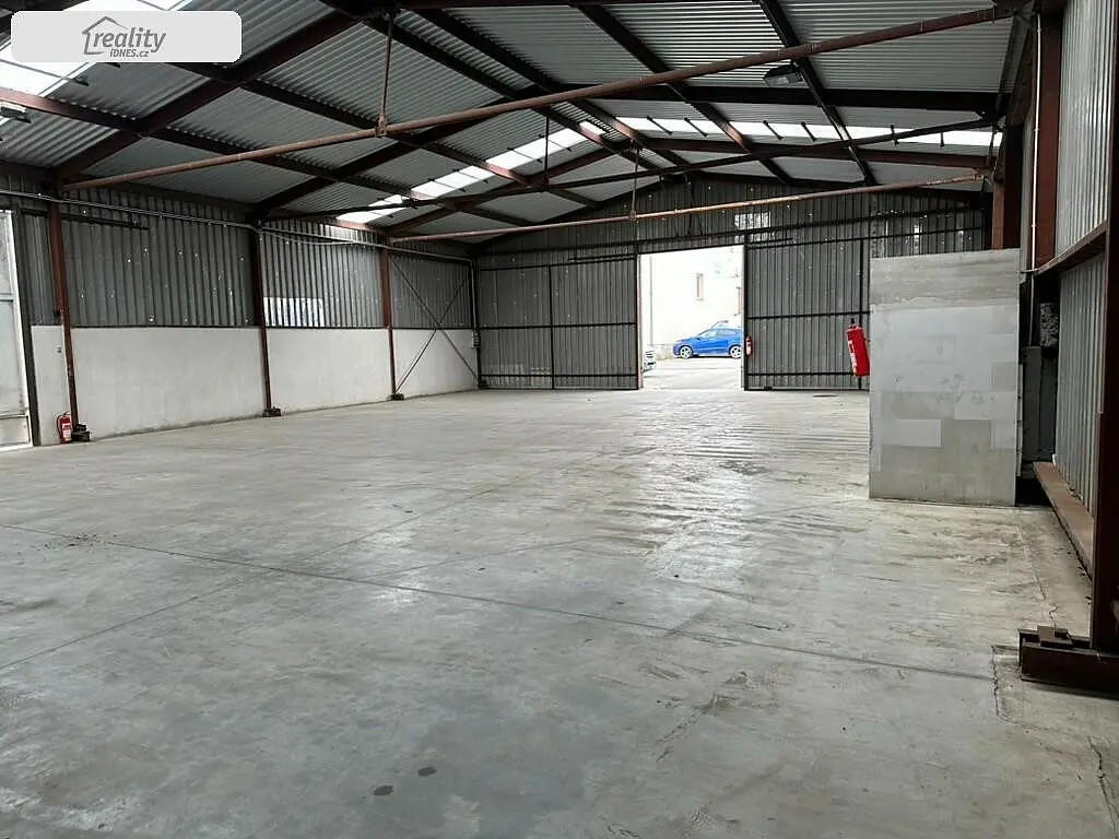 Pronájem komerčního prostoru 598 m², Průmyslová · Boršov nad Vltavou