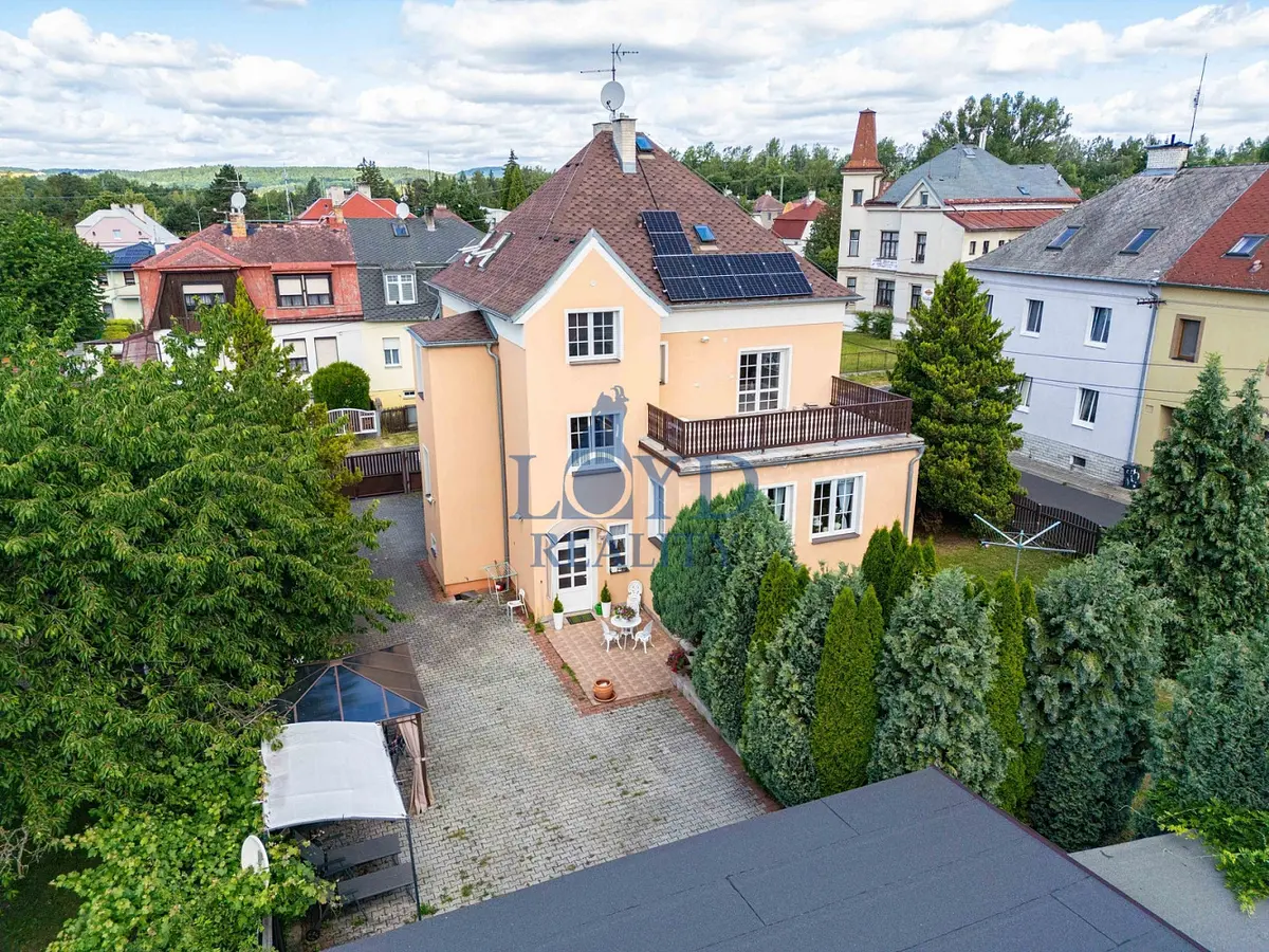 Prodej domu 210 m², Fibichova · Sokolov