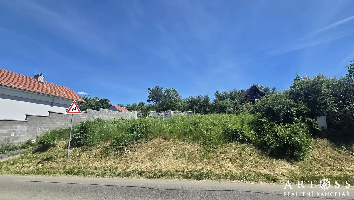Prodej pozemku 609 m², Černovice · Brno