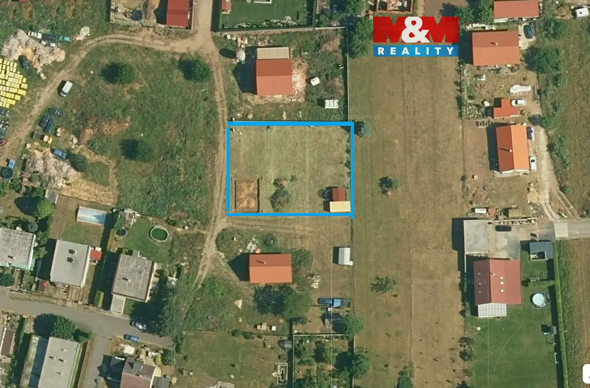 Prodej pozemku 996 m², Horní Beřkovice