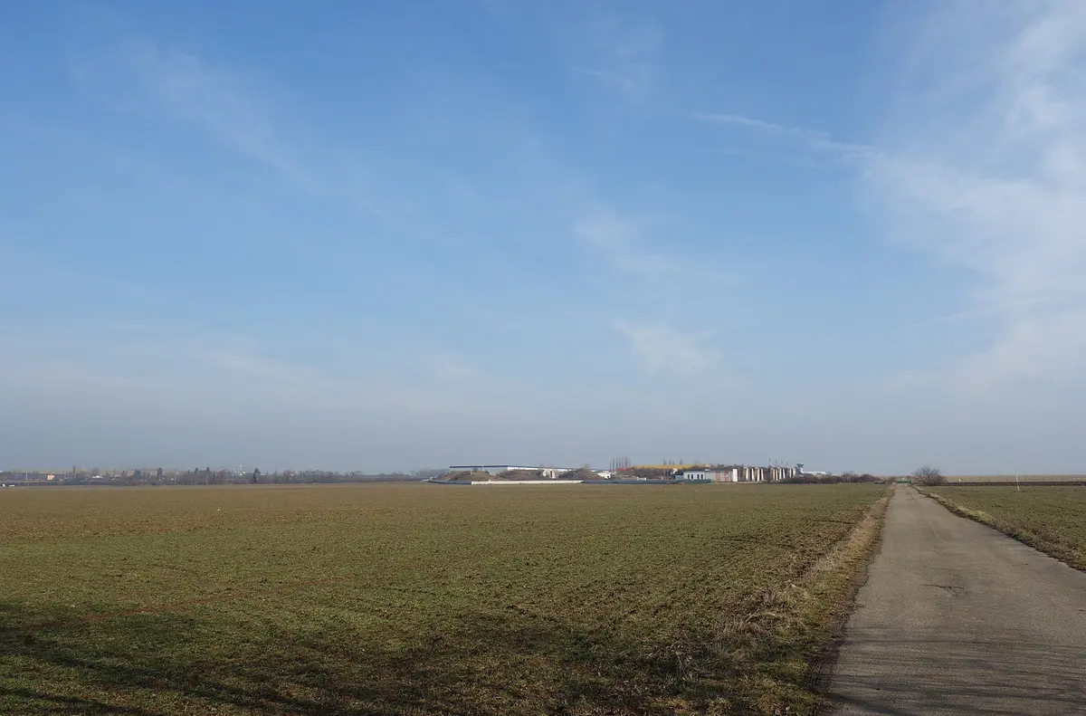 Prodej pozemku 18100 m², Brno - Tuřany