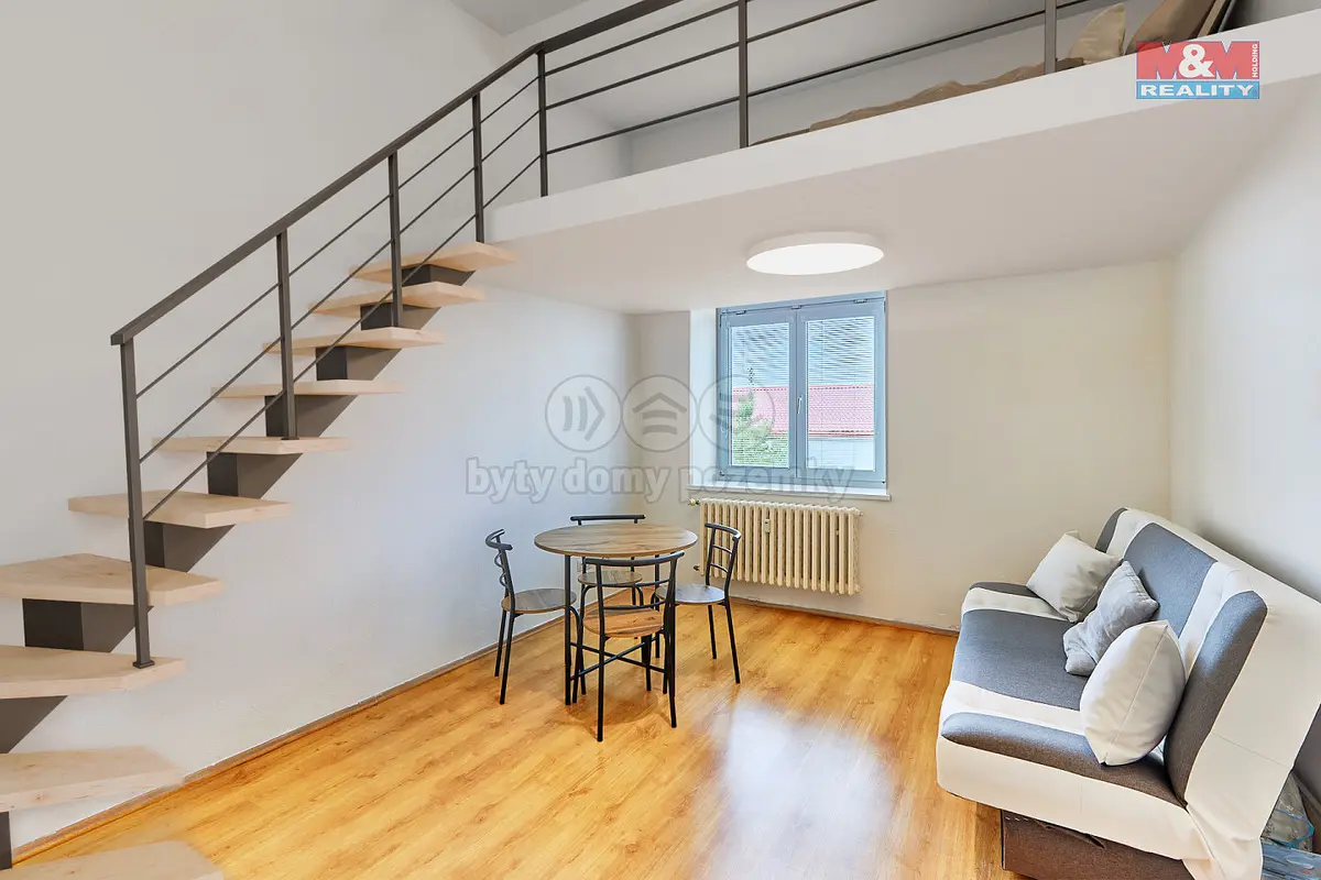 Pronájem bytu 1+kk 25 m², Pražská · Staré Benátky · Benátky nad Jizerou