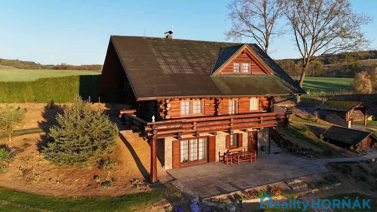 Prodej komerčního prostoru 293 m², Hluboká nad Vltavou - Jeznice · okres České Budějovice