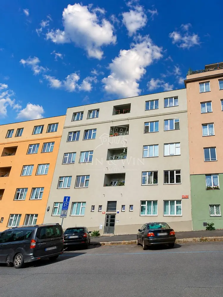 Pronájem bytu 2+kk 52 m², Hollarovo náměstí · Vinohrady