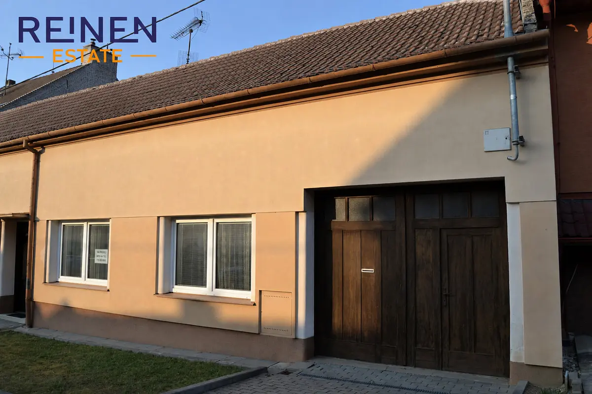 Prodej domu 611 m², Hluk