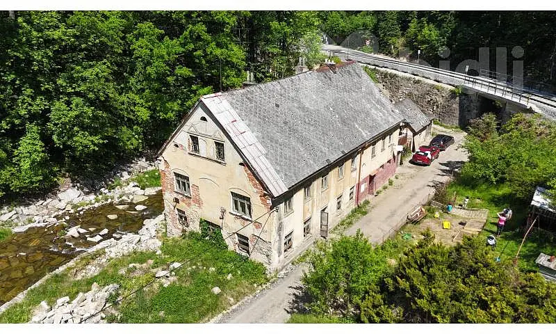 Prodej domu 358 m², Potoční · Žulová