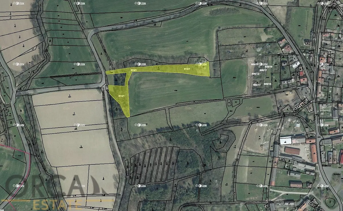 Prodej pozemku 828 m², Hoštka · okres Litoměřice