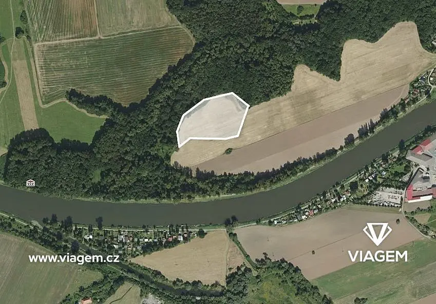 Prodej pozemku 644 m², Kostelec nad Labem · okres Mělník