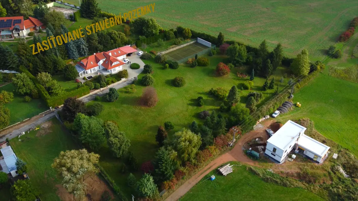 Prodej pozemku 7200 m², Hosov · Jihlava